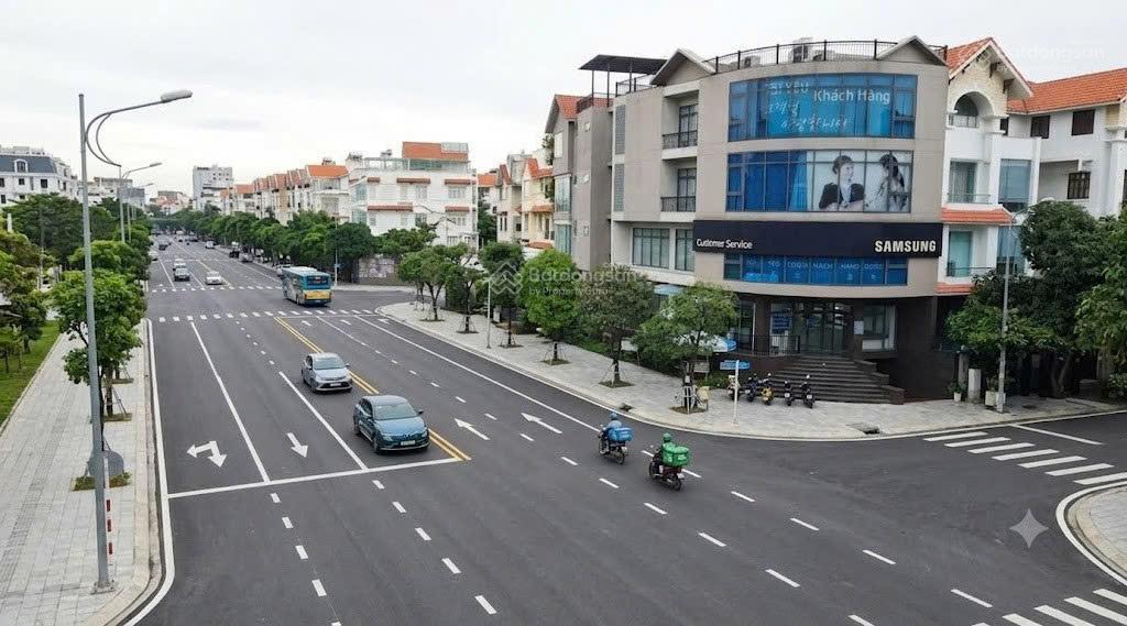 Góc 2 mặt tiền lương định của, quận 2 10x20m hầm 5 tầng văn phòng, thẩm mỹ