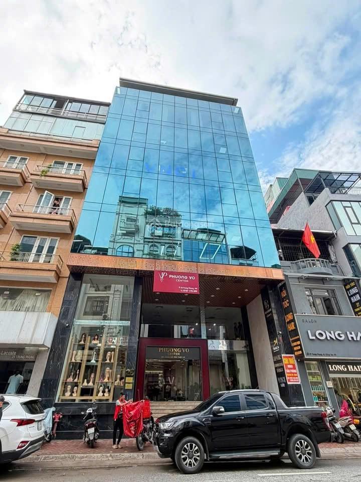 Cho thuê tòa nhà mặt tiền hai bà trưng, quận 1  12x20m  hầm 8 tầng