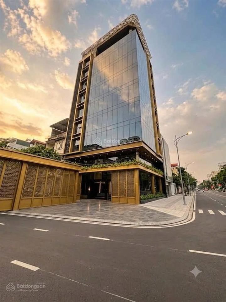 Tòa nhà mặt tiền lê hồng phong, quận 10  8x25m  hầm, trệt, 5 lầu  văn phòng, thẩm mỹ