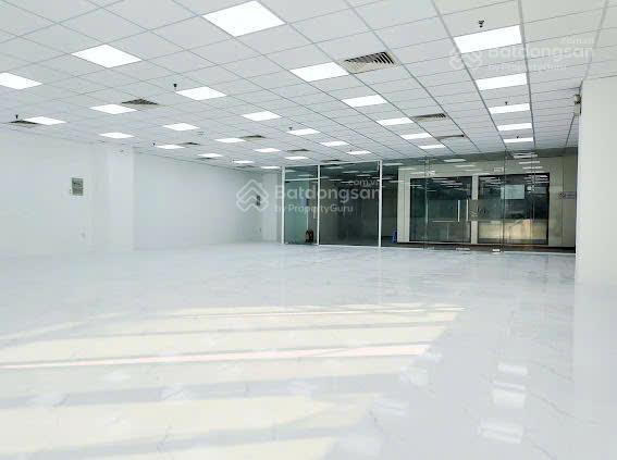 Cho thuê tòa nhà mới xây đường lê văn sỹ, quận 3