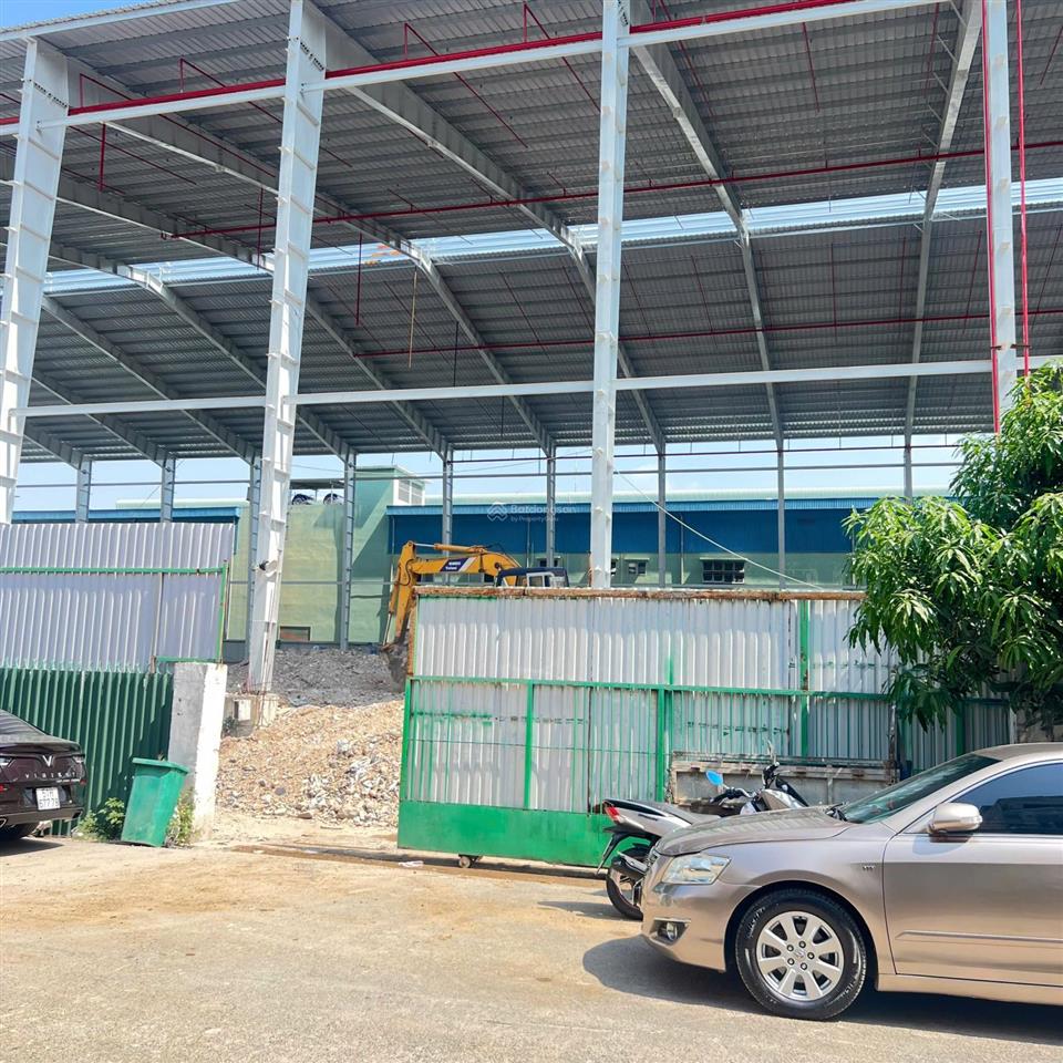 Tổng khu 7000m2 ngay khu sân bay t3 đẹp sẵn kho nhà tiền chế mới