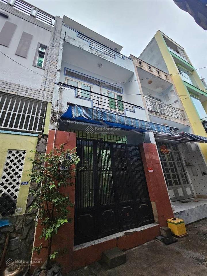 Bán nhà cạnh tên lửa 6.2 tỷ, 84m2  4x21m  3 tầng 3pn & 3wc, phòng thờ, phòng bếp rộng