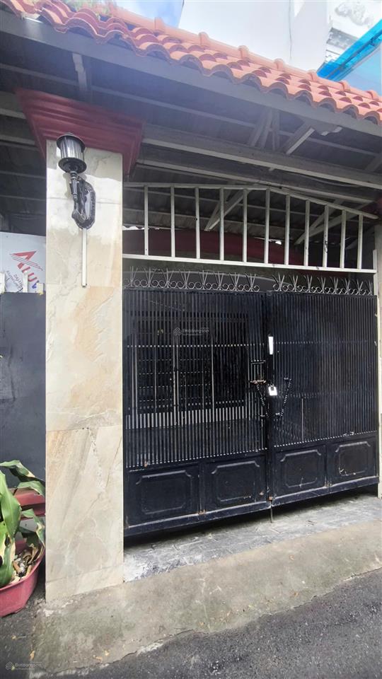 Bán đất tặng nc4 đường dương quảng hàm tương lai mặt tiền kênh tham lương dt 95m2 chỉ 10 tỷ