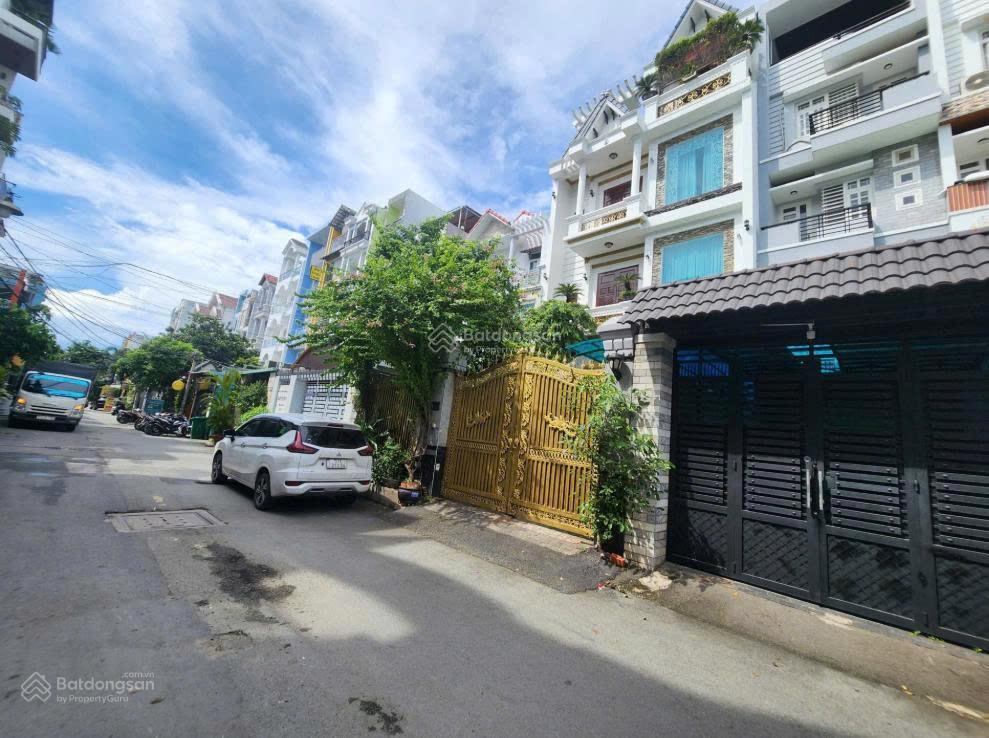 Nhà 6t dt 4x20m cách mt lê văn thọ 20m hẻm 8m xe tải né sát công viên làng hoa khu vực đông đúc