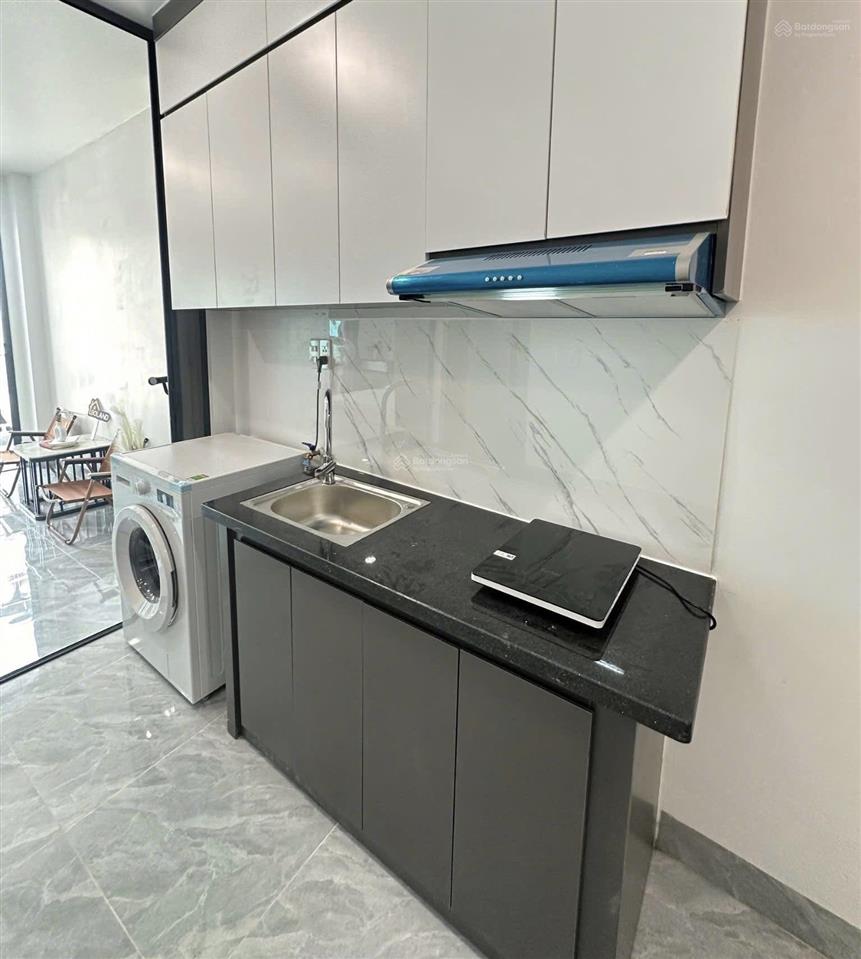 Cho thuê gấp cc mini 1 ngủ 1 bếp gần landmark72 30m2, 6 triệu tại mễ trì hạ, hà nội, gần bãi ô tô