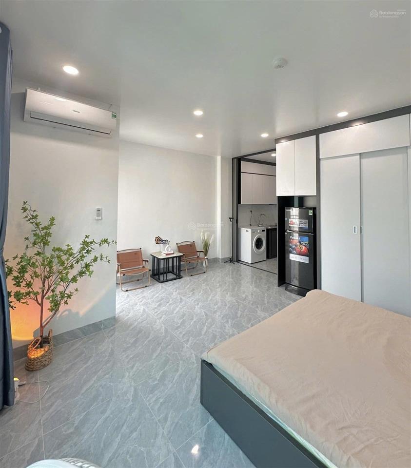 Cho thuê gấp cc mini 1 ngủ 1 bếp gần landmark72 30m2, 6 triệu tại mễ trì hạ, hà nội, gần bãi ô tô