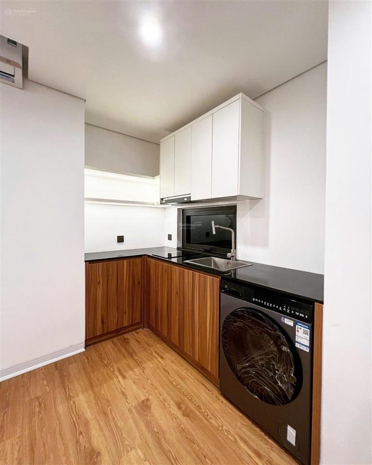 Cc mini siêu đẹp, 8 triệu, 35 m2, tại vũ thạnh, quận đống đa, view đẹp, cách ga cát linh 50m