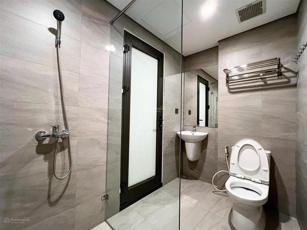 Cc mini siêu đẹp, 8 triệu, 35 m2, tại vũ thạnh, quận đống đa, view đẹp, cách ga cát linh 50m