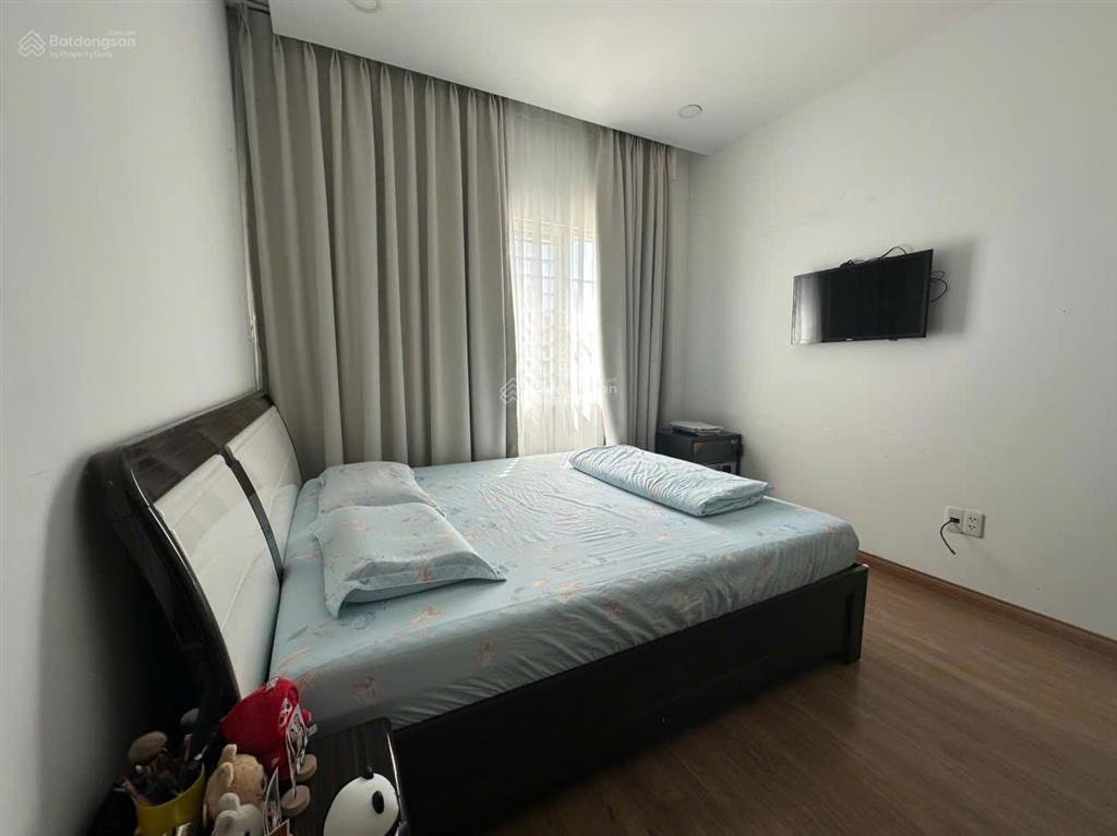 Bán gấp căn hộ 2 ngủ monarchy diện tích rộng 86m²  có sổ hồng sẵn  ngay cầu rồng