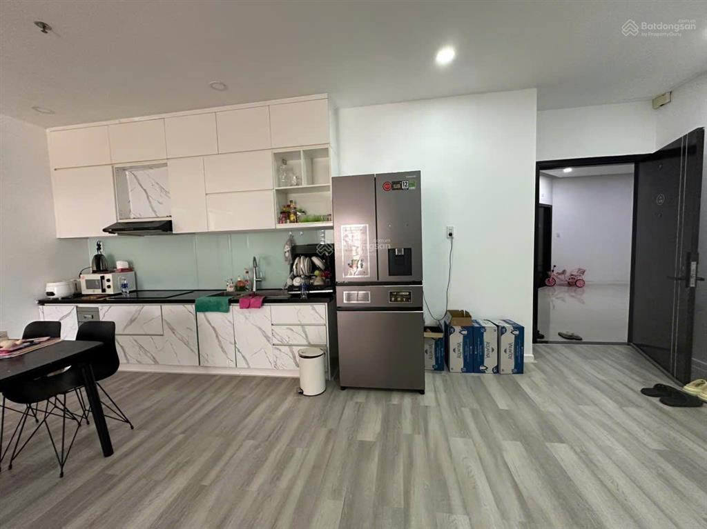 Bán gấp căn hộ 2 ngủ monarchy diện tích rộng 86m²  có sổ hồng sẵn  ngay cầu rồng