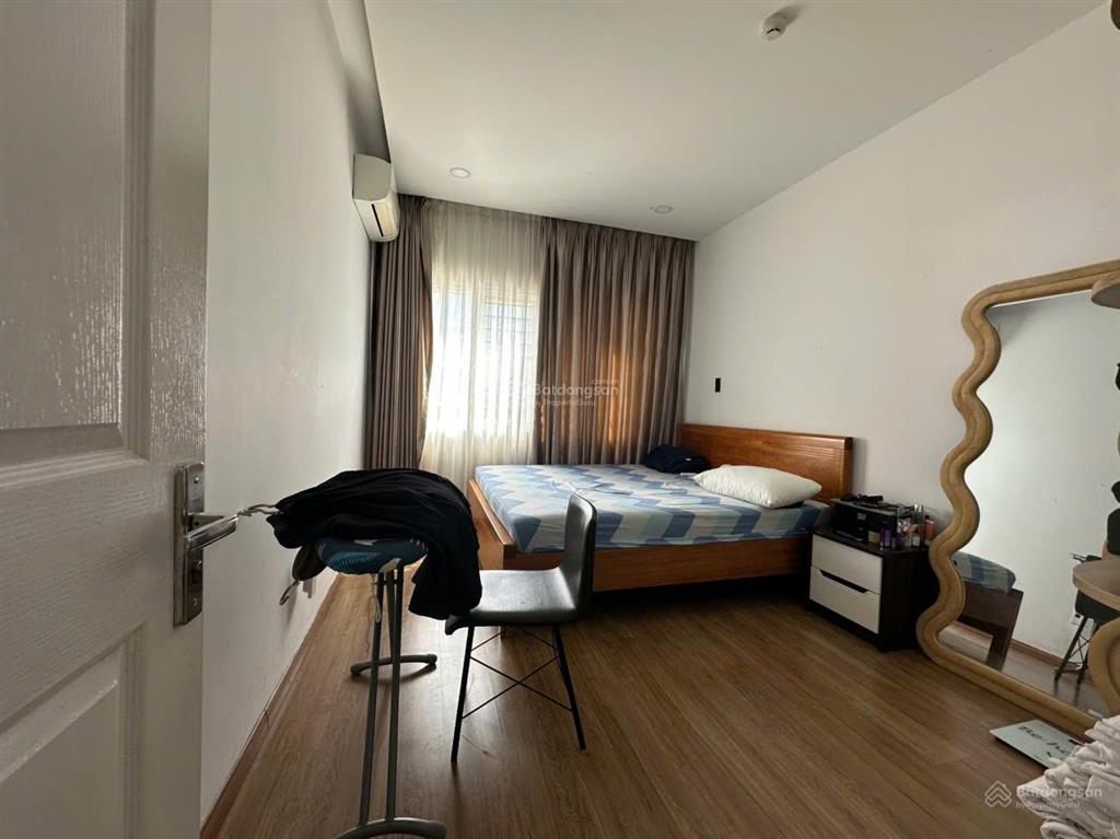 Bán gấp căn hộ 2 ngủ monarchy diện tích rộng 86m²  có sổ hồng sẵn  ngay cầu rồng