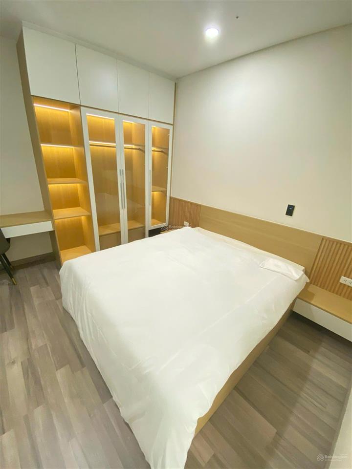 Cho thuê căn hộ 2pn full nội thất view sông hàn tại monarchy b