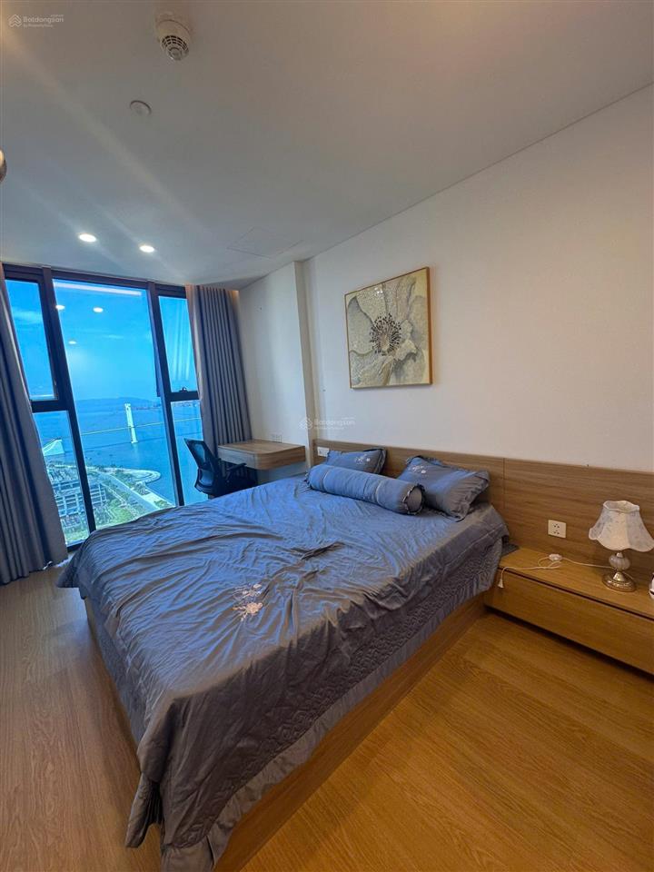 Cho thuê căn hộ 1 phòng ngủ sam tower  nội thất tiện ích 5*  view sông hàn