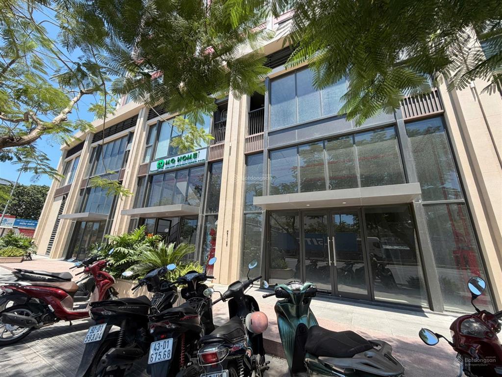 Cho thuê mặt tiền shophuose tòa 600 căn hộ panoma  sun cosmo  đường lớn ngũ hành sơn