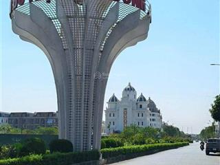 Chính chủ cần bán gấp biệt thự  hà đông, 200m2, x 4 tầng , mt 10m, giá chỉ 39 tỷ