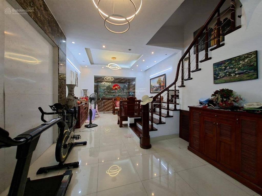 Chính chủ bán gấp nhà xuân đỉnh 61m2, 5 tầng mặt tiền 5m, 50m ra ôtô giá chỉ 10 tỷ