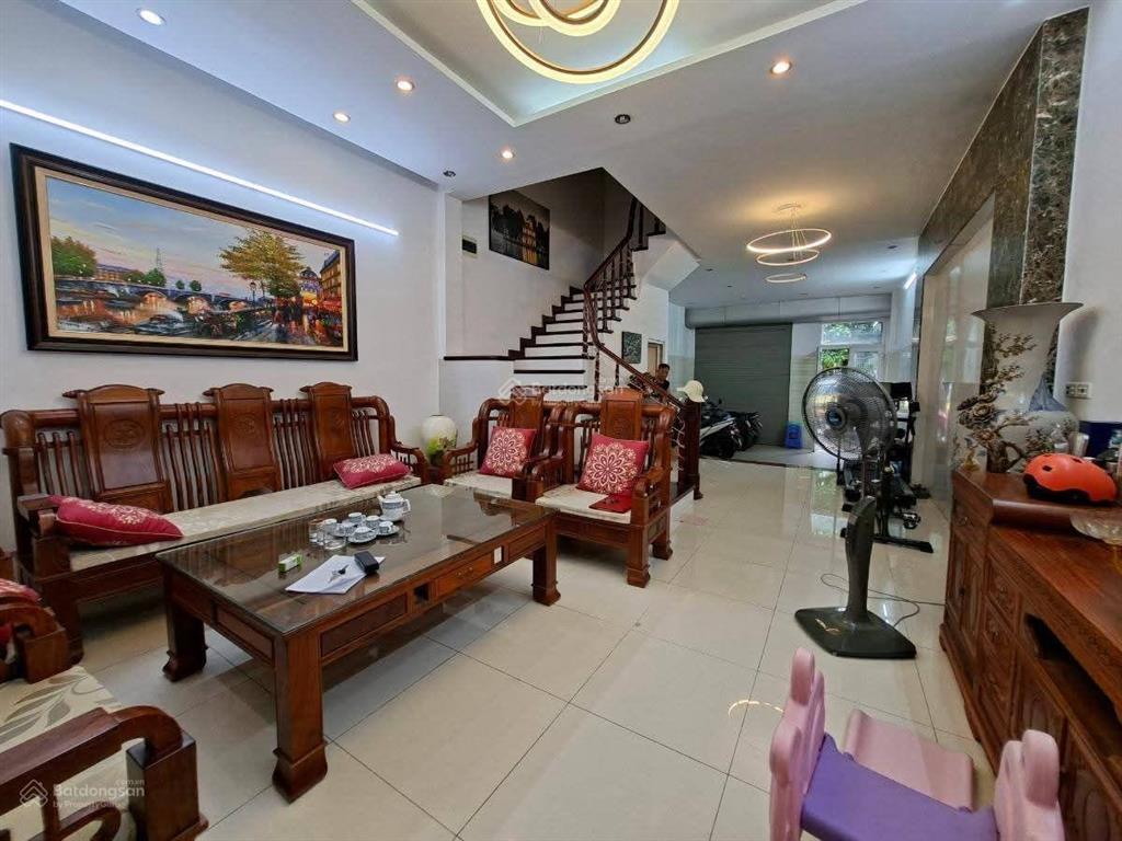 Chính chủ bán gấp nhà xuân đỉnh 61m2, 5 tầng mặt tiền 5m, 50m ra ôtô giá chỉ 10 tỷ