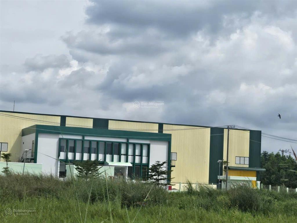 Nhà xưởng kho bãi xây sẵn (pccc tự động) 2000m2  10000m2 tiệm cận 2 cao tốc lớn, tặng 1 tháng thuê