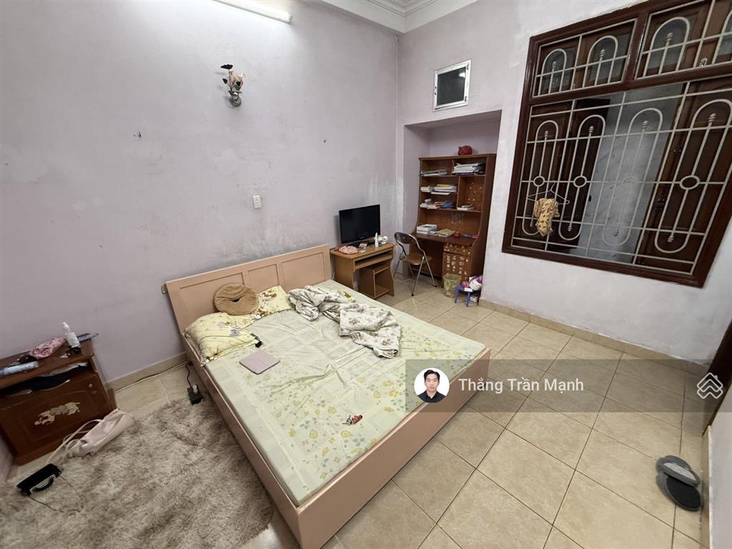Hiếm! cầu giấy  5 tầng  chính chủ bộ đội xây cực chắc  10m ra ô tô tránh  giá chỉ 15 tỷ!