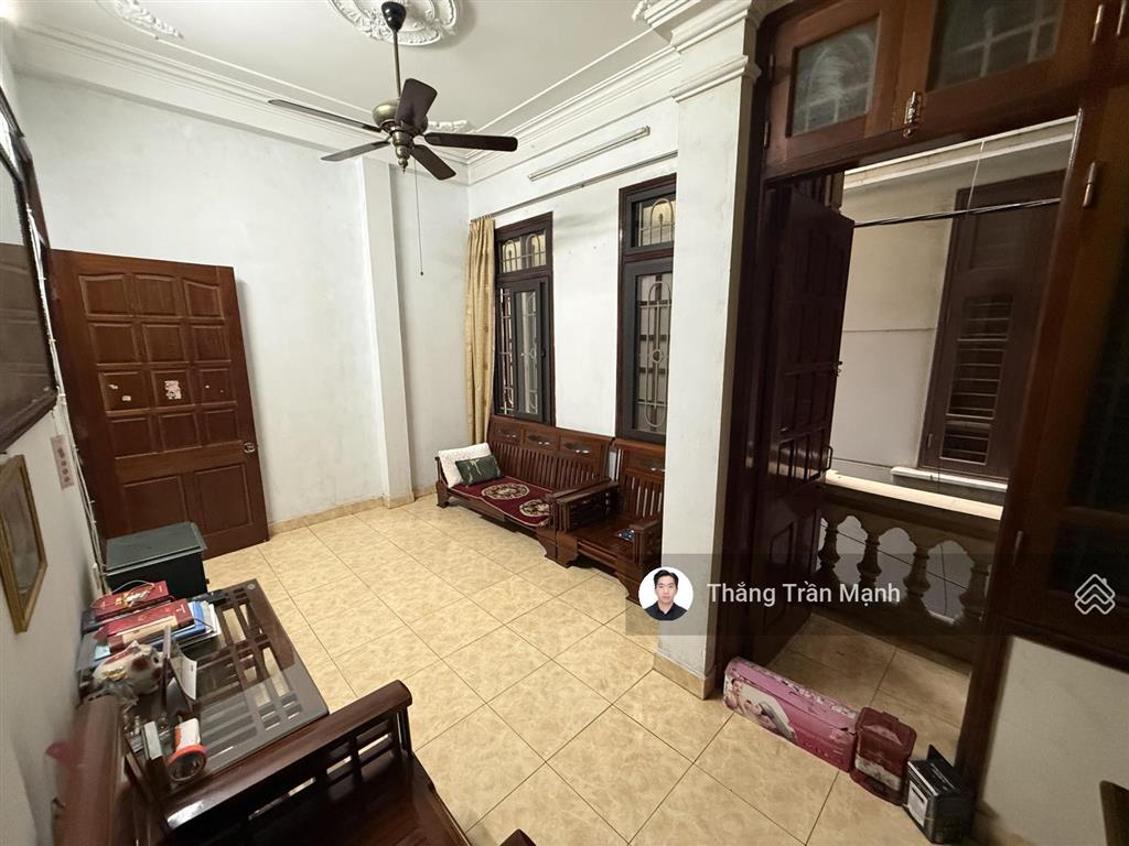 Hiếm! cầu giấy  5 tầng  chính chủ bộ đội xây cực chắc  10m ra ô tô tránh  giá chỉ 15 tỷ!