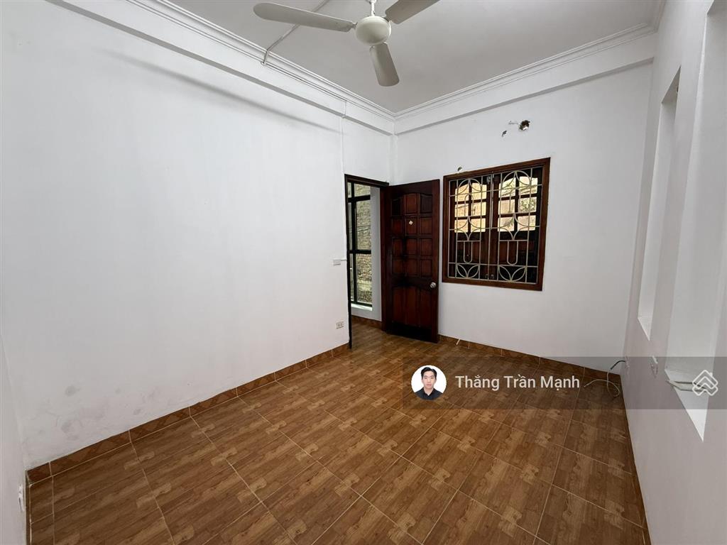 Siêu phẩm mỹ đình 42m2 x 5 tầng  lô góc  10m ra ôtô  nhà dân xây chắc chắn giá chỉ 8 tỷ
