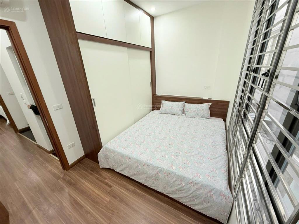 Mỹ đình  nhà mới xây 42m2 x 5 tầng  10m ra ô tô  khu vực kinh doanh sầm uất nhất giá 9.5 tỷ