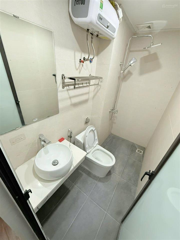 Mỹ đình  nhà mới xây 42m2 x 5 tầng  10m ra ô tô  khu vực kinh doanh sầm uất nhất giá 9.5 tỷ
