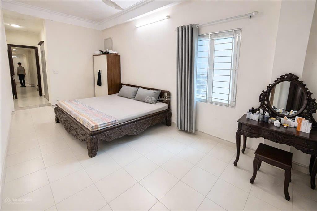 Mỹ đình  lô góc 3 thoáng  36,5m² x 6 tầng  giá 7,3 tỷ  cầu thang rộng có thể cải tạo thang máy