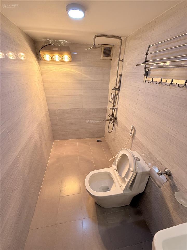 Chỉ 13 tỷ  bán nhà phân lô ô tô đỗ cửa phố mỹ đình  43m2 x 7 tầng thang máy