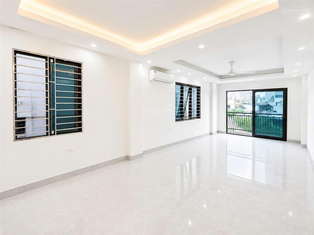 Bán tòa building mặt phố phú đô  lô góc 7 tầng thang máy  3 mặt thoáng  giá 2x tỷ!
