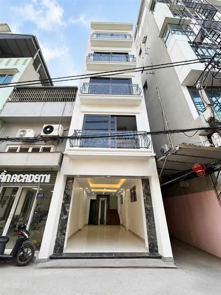 Bán tòa building mặt phố phú đô  lô góc 7 tầng thang máy  3 mặt thoáng  giá 2x tỷ!