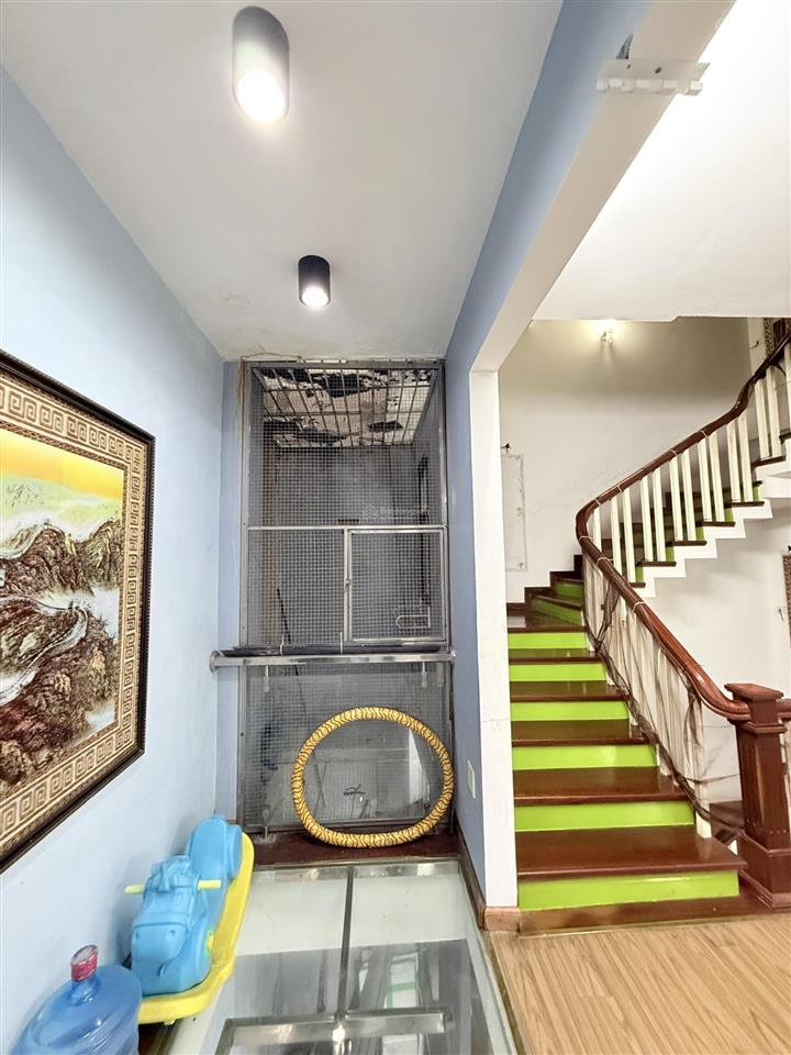 Siêu phẩm hàm nghi  lô góc 6 tầng x 51m2  thang máy  dân trí đỉnh  hiếm nhà bán  chỉ 12 tỷ