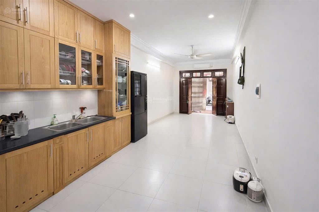 Chỉ 7,3 tỷ  bán nhà mỹ đình 38m x 6 tầng ngõ rộng 3,5m  ô chờ thang máy  lô góc siêu thoáng
