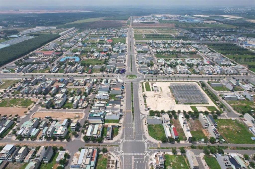 Chủ cần bán lô 80m2  khu tđc lộc an bình sơn kế bên chợ, trường học, cách sblt chỉ 10p'  giá 1tỷ8
