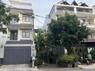 Đáo hạn ngân hàng  chủ bán nhanh 1 lô 100m2. kdc bến lức ngay chợ bình điền