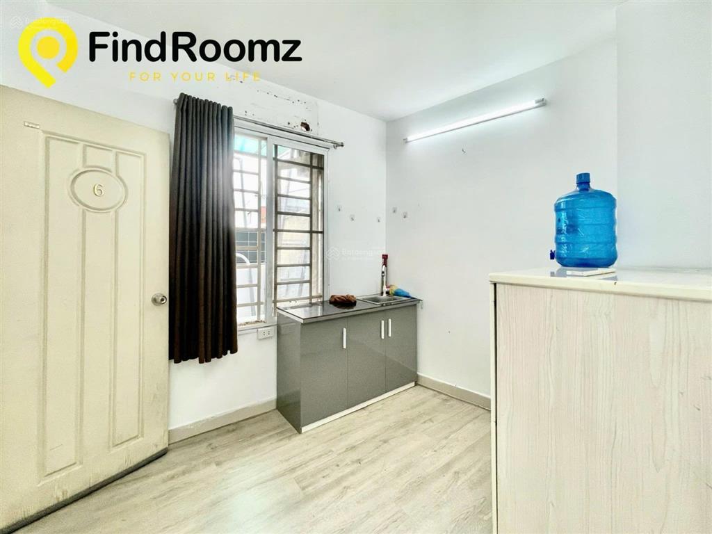 Ban công 2pn + 1pk ngay nguyễn kiệm