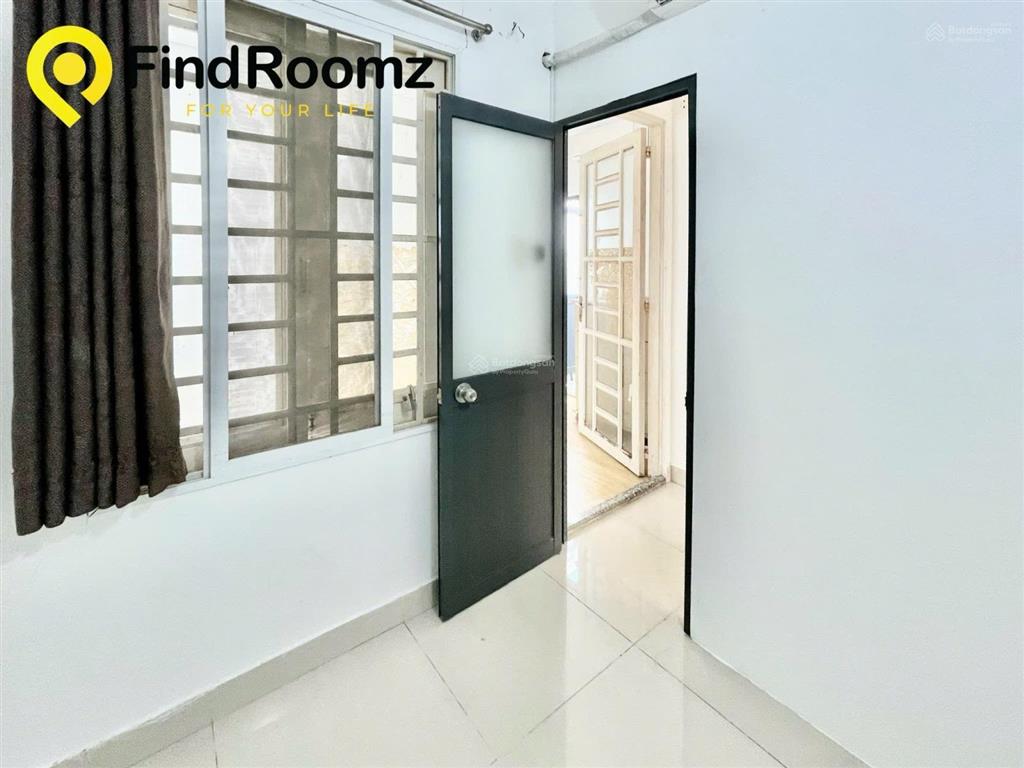 Ban công 2pn + 1pk ngay nguyễn kiệm
