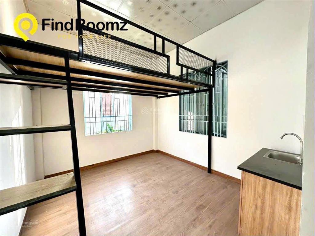 Phòng tầng trệt sẵn máy lạnh cuối nguyễn thái sơn