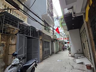 Siêu phẩm cầu giấynhà đẹp về ở ngaydt 65m x 5 tầng nhà thoáng trước sau giá nhỉnh 17 tỷ