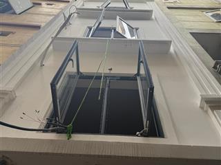 Cầu giấynhà đẹp ở ngay ngõ thôngdt 36m x 3 tầng full nội thất nhỉnh 8 tỷ