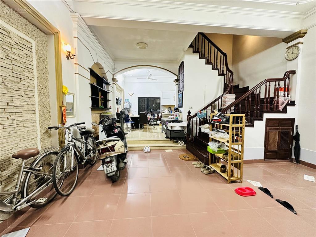 Hạ chào nhà mặt ngõ hoàng quốc việt ngõ thông kinh doanh ngõ ô tô full nội thấtnhỉnh 26 tỷ