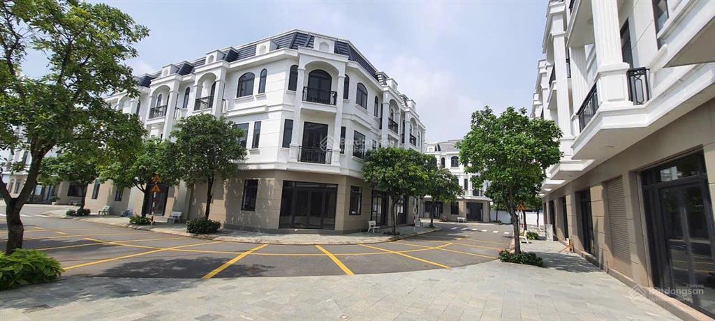 Nhỉnh 4 tỷ có ngay căn hộ liền kề bình dươngkinh doanh dòng tiền dst 65m x 3 tầng full nội thất