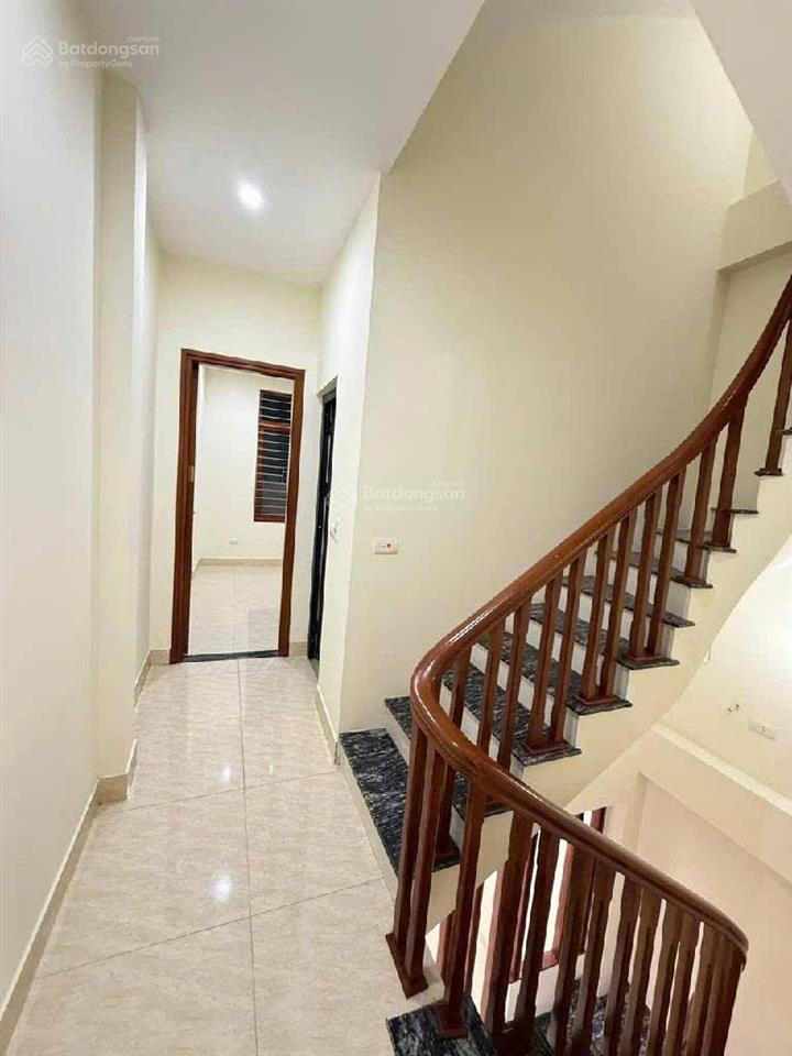 Chính chủ cần tiền bán cãn nhà 5 tầng x38m tại hà đông ngõ nông gần phố giá nhỉnh 6 tỷ