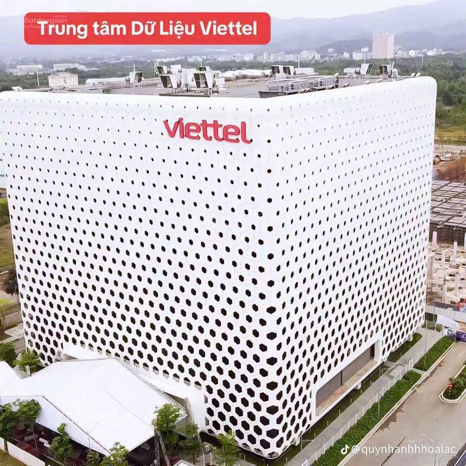 Nếu bạn quan tâm đến trại láng hoà lạc  dt 111m full thổ cư  lô góc 2 mặt tiền  nhỉnh 3 tỷ