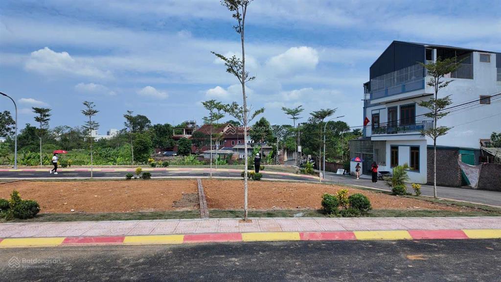 Nhanh tay sở hữu lô đất tại xóm miễu hòa lạc  dt 100m full thổ cư  đầu tư dòng tiền  nhỉnh 5 tỷ