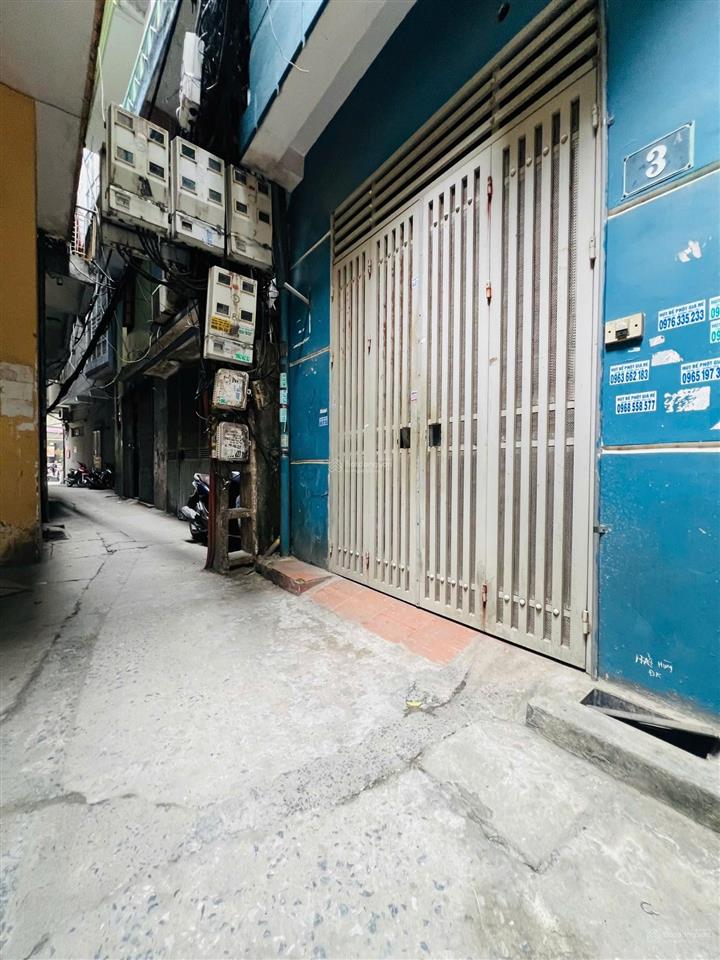 Hồ tùng mậu  cầu giấy  ngõ thông tứ phía  40m x 3 tầng  dân xây chắc chắn  nhỉnh 8 tỷ