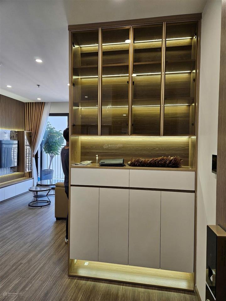 Vào ở ngay! tôi cần cho thuê căn 1n+ tại vinhomes smart city, giá 8 triệu/tháng.  0987 789 ***