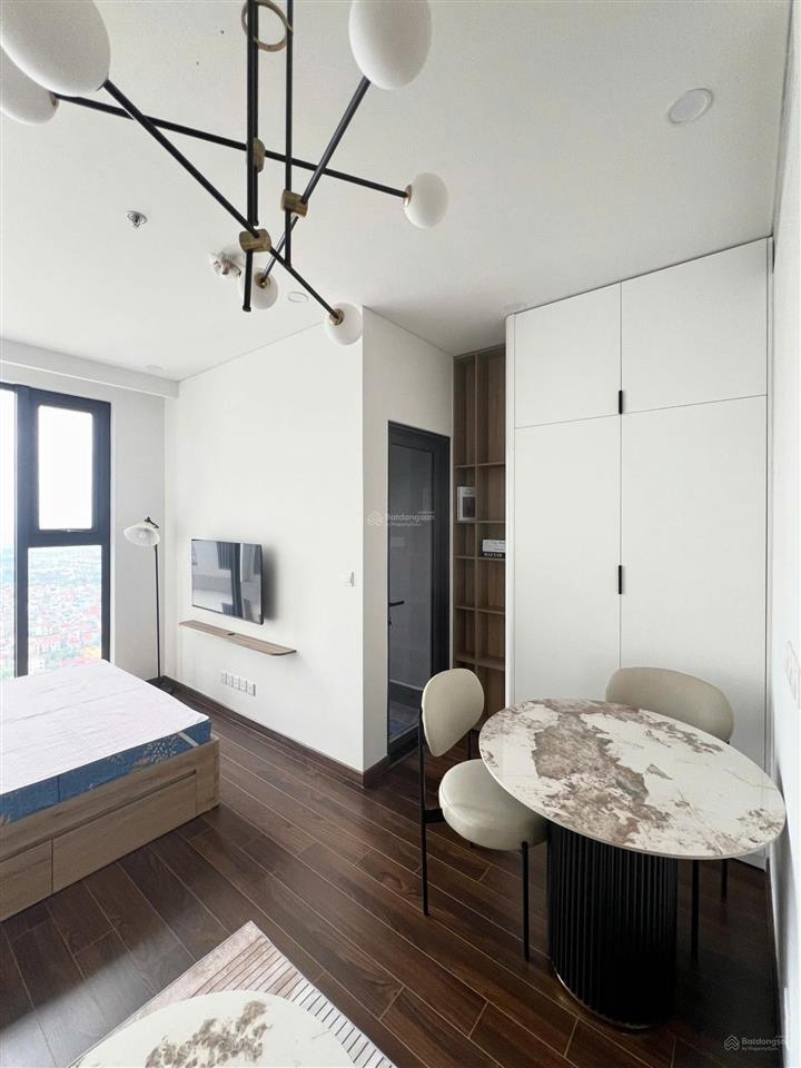 Chính chủ cho thuê căn studio full đồ, mới miễn phí dịch vụ, đầy đủ tiện ích 5 sao.  0987 789 ***