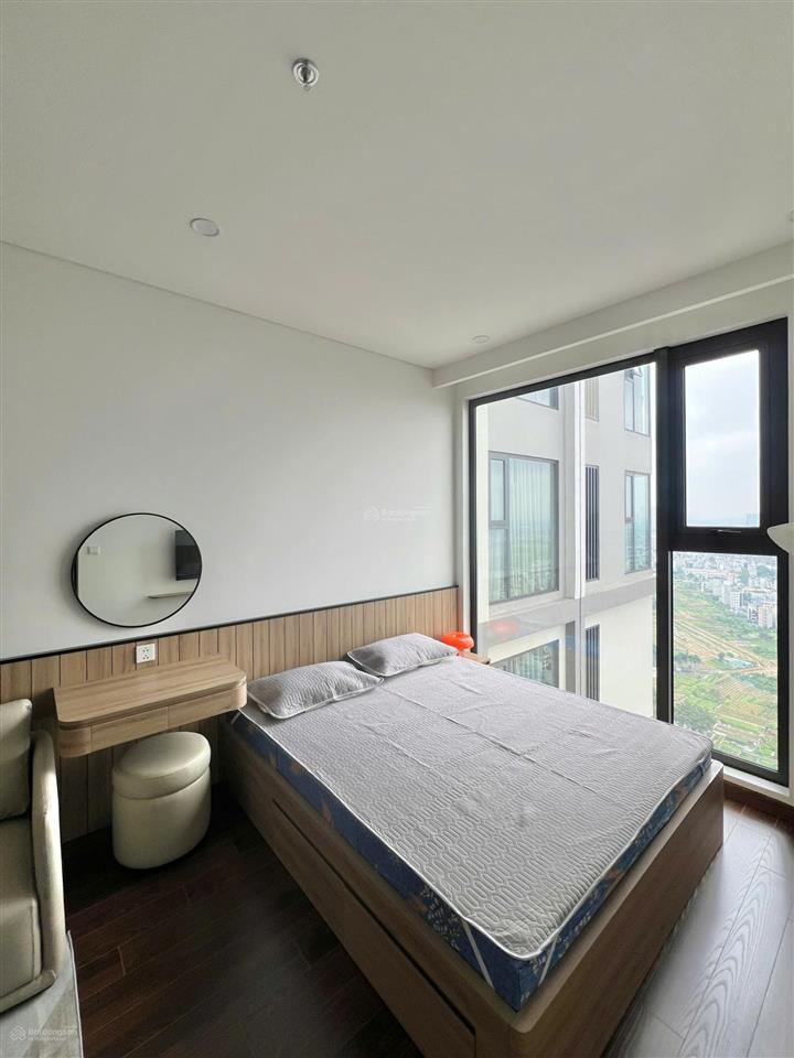 Chính chủ cho thuê căn studio full đồ, mới miễn phí dịch vụ, đầy đủ tiện ích 5 sao.  0987 789 ***