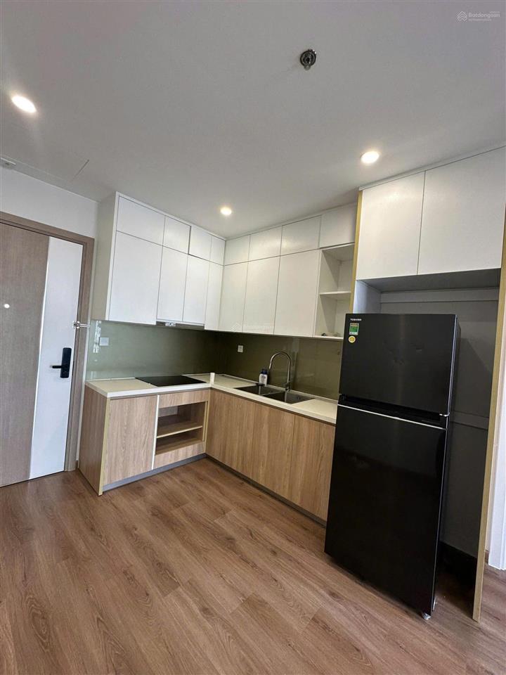 Tôi cần cho thuê căn 2 ngủ đủ đồ tòa i1 imperia giá 11 triệu/tháng miễn phí dịch vụ.  0987 789 ***